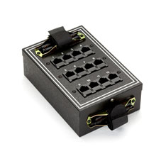 FM003
